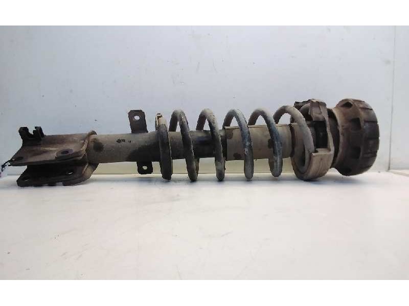 Recambio de amortiguador delantero derecho para renault trafic combi (ab 4.01) 2.0 dci diesel fap cat referencia OEM IAM 40526  