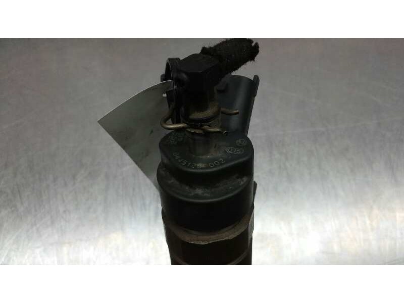 Recambio de inyector para iveco daily caja cerrada referencia OEM IAM 0045120002  