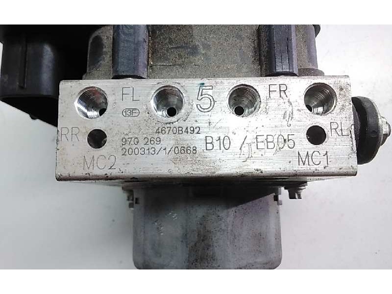 Recambio de abs para mitsubishi space star (a00) 1.2 referencia OEM IAM 4670B492  