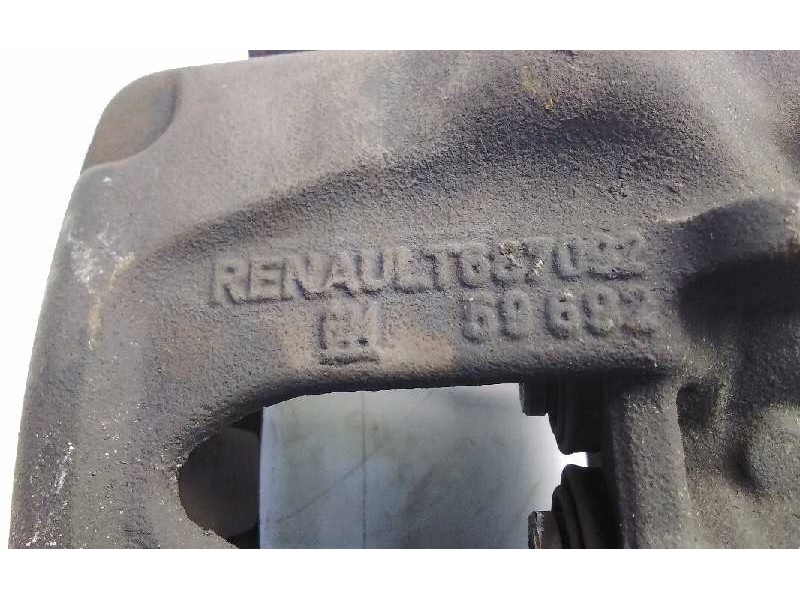 Recambio de pinza freno delantera derecha para renault trafic combi (ab 4.01) 2.0 dci diesel fap cat referencia OEM IAM 68709269
