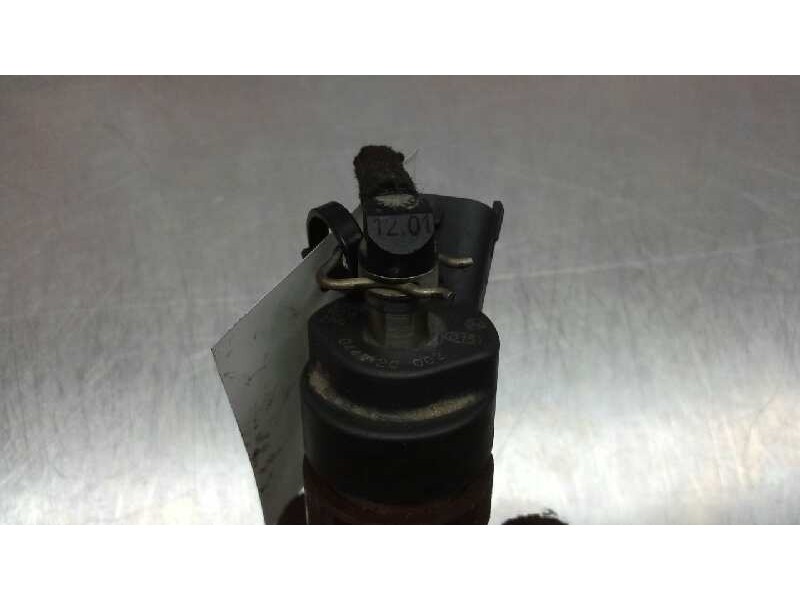 Recambio de inyector para iveco daily caja cerrada referencia OEM IAM 0045120002  