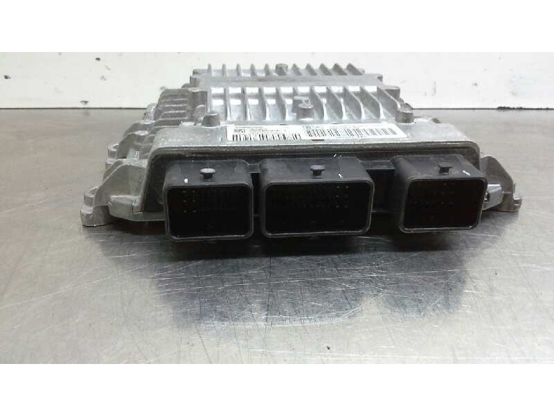 Recambio de centralita motor uce para citroen c2 vtr referencia OEM IAM 192917 324 