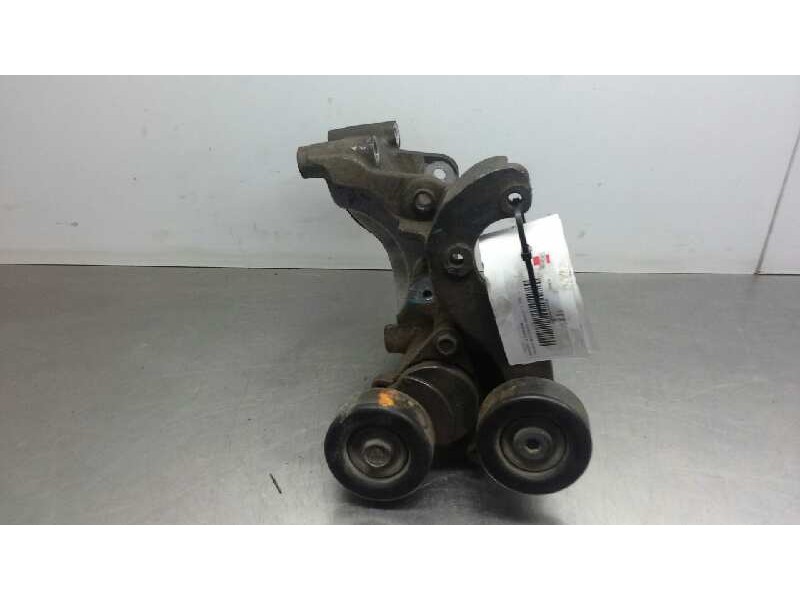 Recambio de soporte alternador para hyundai getz (tb) 1.5 crdi cat referencia OEM IAM   