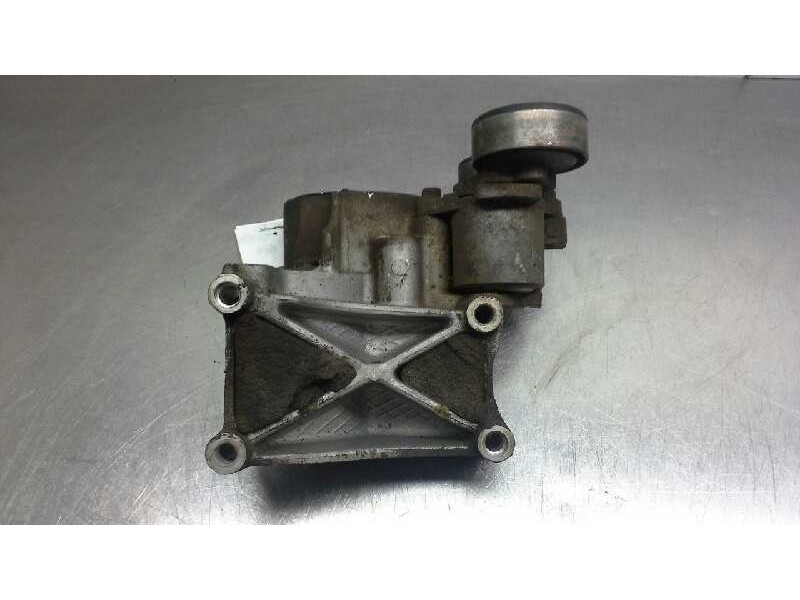 Recambio de soporte alternador para hyundai getz (tb) 1.5 crdi cat referencia OEM IAM   