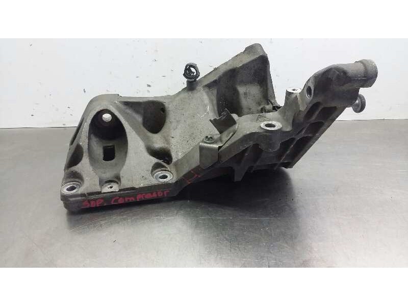 Recambio de soporte compresor de aire acondicionado para porsche cayenne (typ 9pa) turbo referencia OEM IAM 9481022135R  