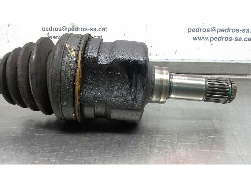 Recambio de transmision delantera izquierda para chrysler voyager (gs) 2.4 cat referencia OEM IAM P04808135  