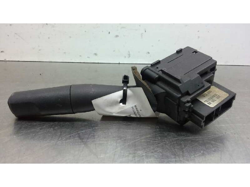 Recambio de mando limpia para peugeot 306 berlina 3/4/5 puertas (s2) graffic referencia OEM IAM 6239H3  