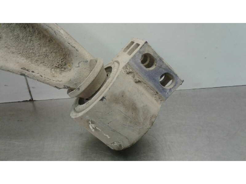 Recambio de brazo suspension inferior delantero izquierdo para opel insignia berlina 2.0 16v cdti referencia OEM IAM   