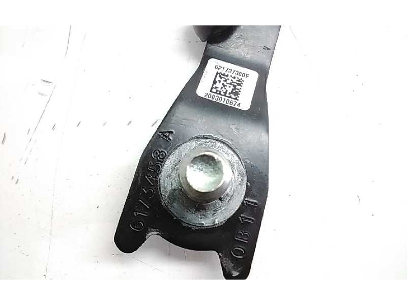 Recambio de enganche delantero izquierdo para mitsubishi space star (a00) 1.2 referencia OEM IAM 621737300E  