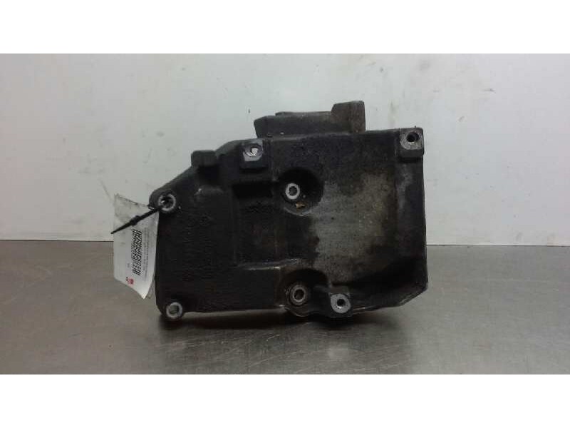 Recambio de soporte compresor de aire acondicionado para audi a4 avant (b5) 1.9 tdi referencia OEM IAM 038260885C  