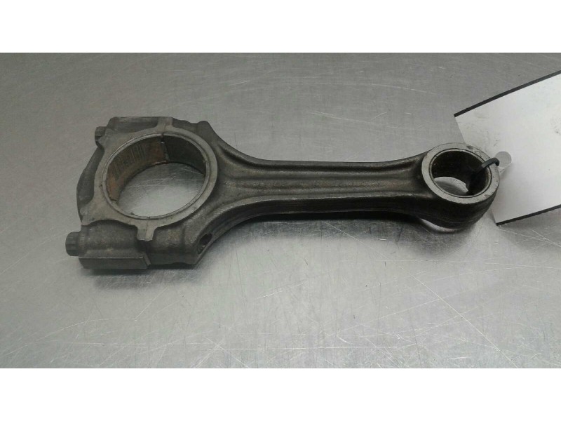 Recambio de biela para mercedes vito (w638) caja cerrada 2.3 diesel referencia OEM IAM   120105