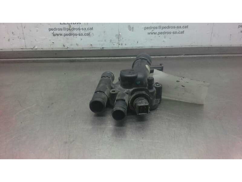 Recambio de caja termostato para nissan primera berlina (p12) acenta referencia OEM IAM 8200112054  