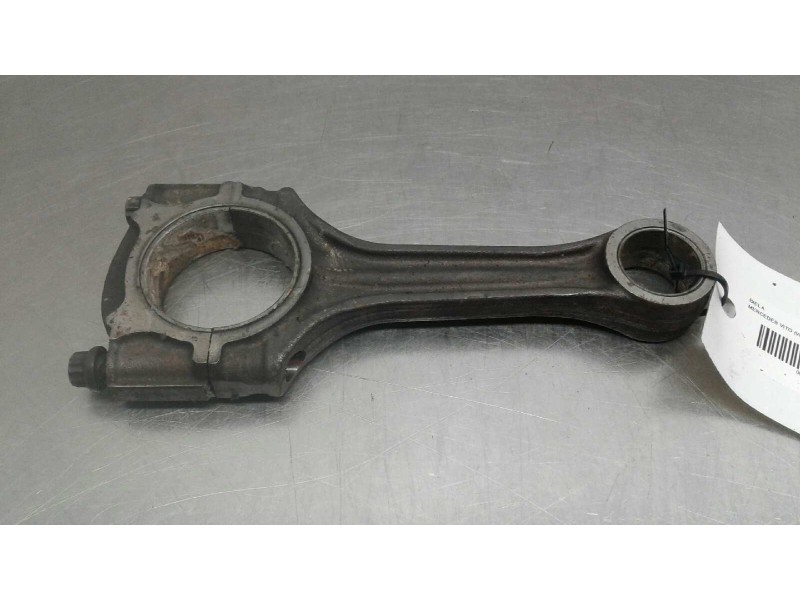Recambio de biela para mercedes vito (w638) caja cerrada 2.3 diesel referencia OEM IAM   120105