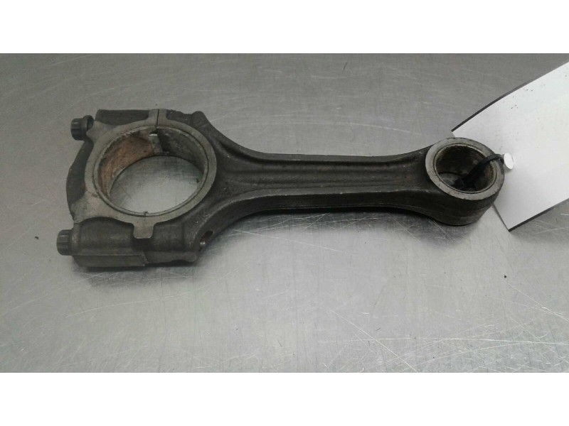 Recambio de biela para mercedes vito (w638) caja cerrada 2.3 diesel referencia OEM IAM   120105