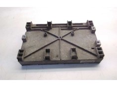 Recambio de centralita motor uce para chrysler grand voyager lx referencia OEM IAM 841100  