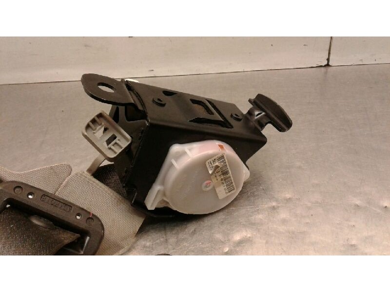 Recambio de cinturon seguridad delantero derecho para opel insignia berlina 2.0 16v cdti referencia OEM IAM 3203188  