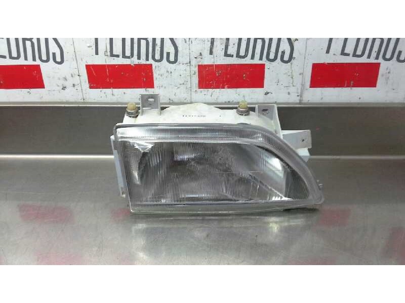 Recambio de faro derecho para ford orion referencia OEM IAM 02584811  