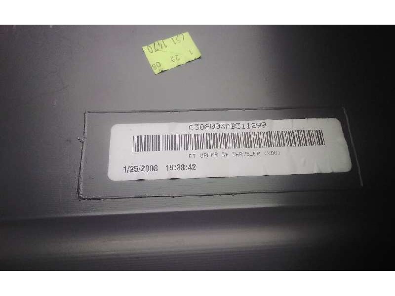 Recambio de guantera para chrysler grand voyager lx referencia OEM IAM C308003AB311299  