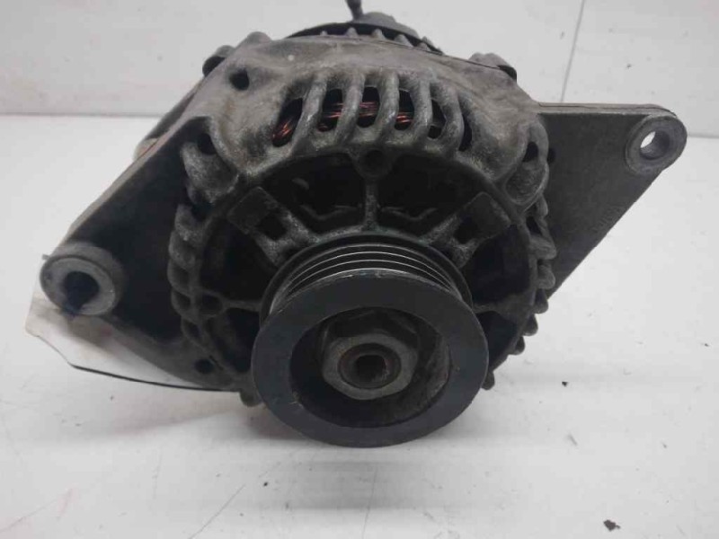 Recambio de alternador para renault twingo (co6) 1.2 (c066/67/68) referencia OEM IAM   