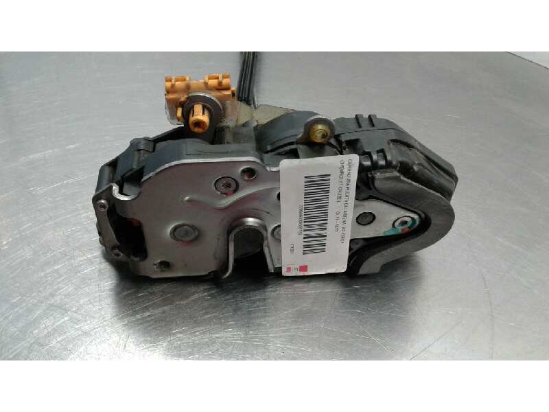 Recambio de cerradura puerta delantera izquierda para chevrolet cruze l referencia OEM IAM 13579522  