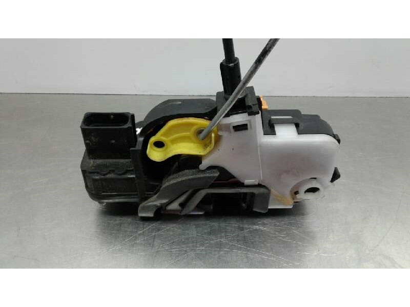 Recambio de cerradura puerta delantera izquierda para chevrolet cruze l referencia OEM IAM 13579522  