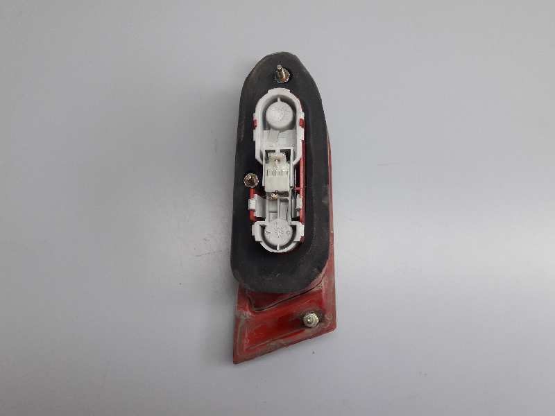 Recambio de piloto trasero derecho porton para alfa romeo 156 (116) 1.6 t.spark progression referencia OEM IAM   