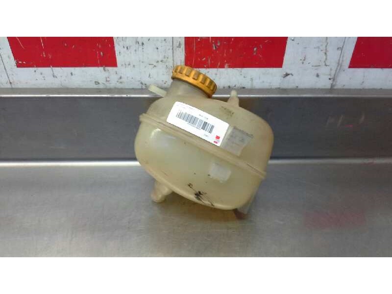 Recambio de deposito expansion para opel corsa c silverline referencia OEM IAM 09128766  