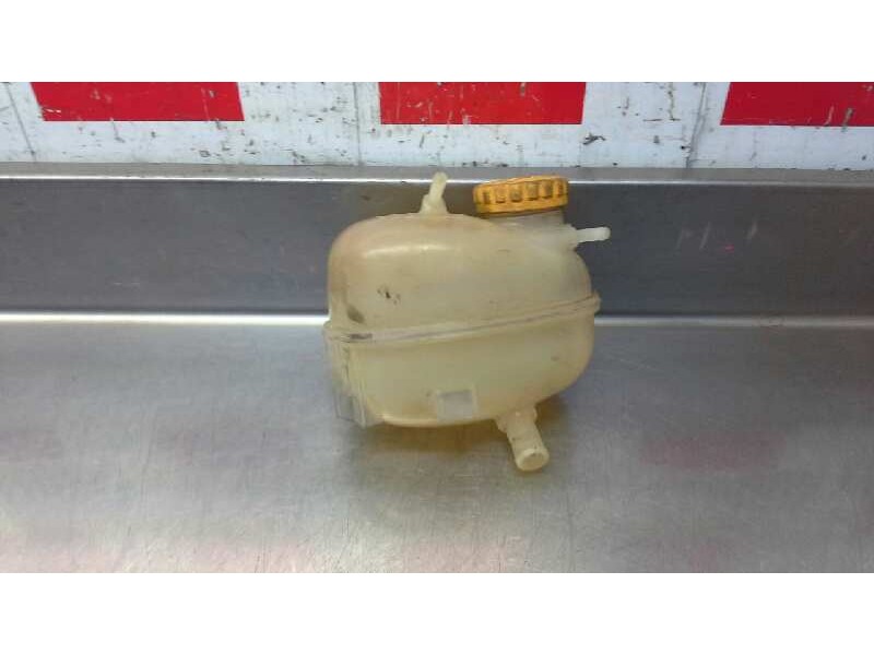 Recambio de deposito expansion para opel corsa c silverline referencia OEM IAM 09128766  