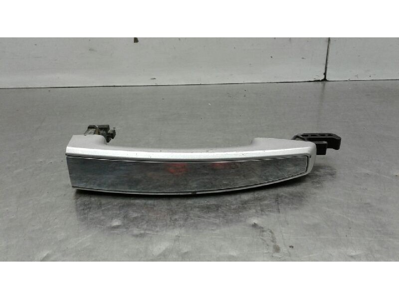 Recambio de maneta exterior delantera derecha para opel insignia berlina 2.0 16v cdti referencia OEM IAM 13500027  