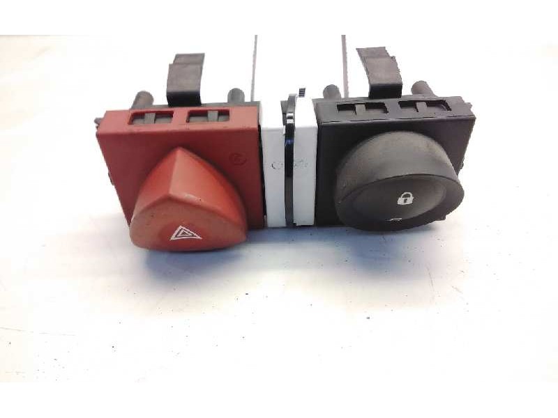 Recambio de warning para renault megane ii classic berlina confort authentique referencia OEM IAM 8200107803  