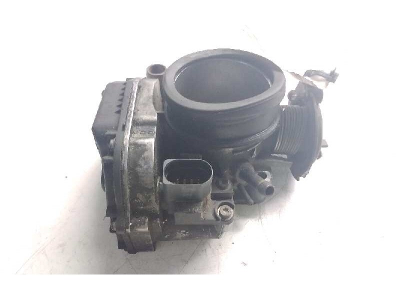 Recambio de cuerpo de mariposa para volkswagen passat berlina (3b2) básico referencia OEM IAM   