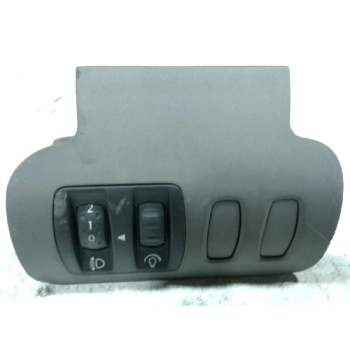 REGULADOR LUCES FARO DELANTERO 8200140985 