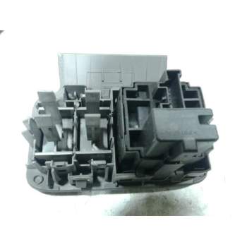 Recambio de regulador luces faro delantero para renault scenic ii dynamique referencia OEM IAM 8200140985  