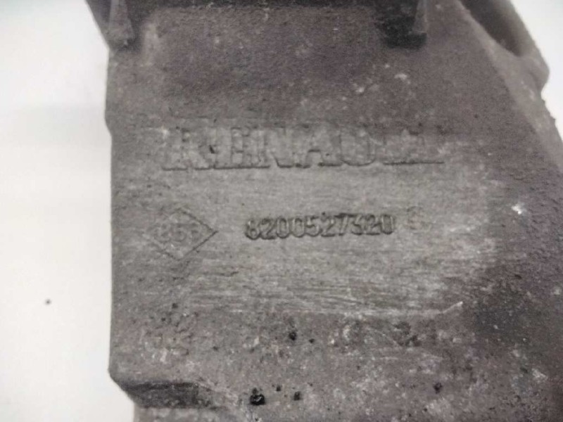 Recambio de soporte alternador para nissan primastar (x..) kombi l1h1 2.7t (9 sitze) referencia OEM IAM 8200527320  