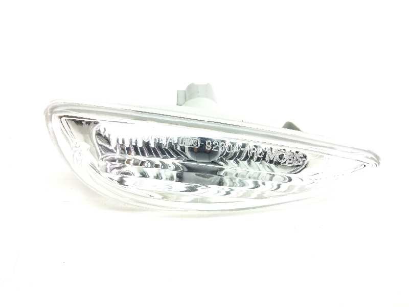 Recambio de piloto delantero derecho para hyundai tucson 1.6 cat referencia OEM IAM 923041R000  