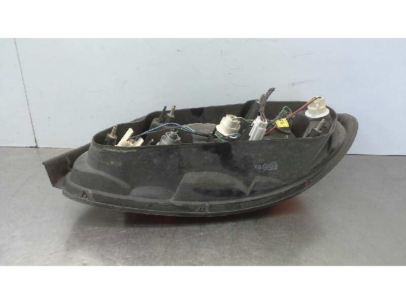 Recambio de piloto trasero izquierdo para hyundai lantra berlina (rd) 1.6 gls referencia OEM IAM   