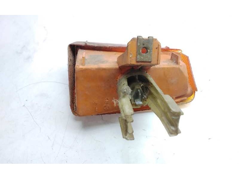 Recambio de piloto delantero derecho para opel kadett e gl berlina referencia OEM IAM 1226041  