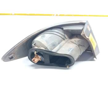 Recambio de piloto trasero derecho para mazda 6 sedán (gg) 1.8 referencia OEM IAM 22061971  