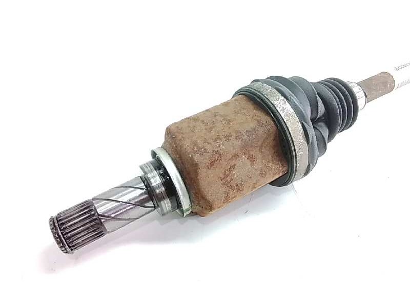 Recambio de transmision delantera izquierda para dacia sandero laureate referencia OEM IAM 391017822R  