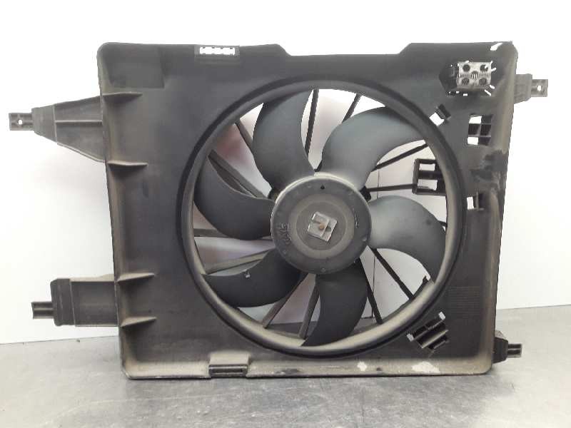 Recambio de electroventilador para renault scenic ii confort expression referencia OEM IAM 8200151465  