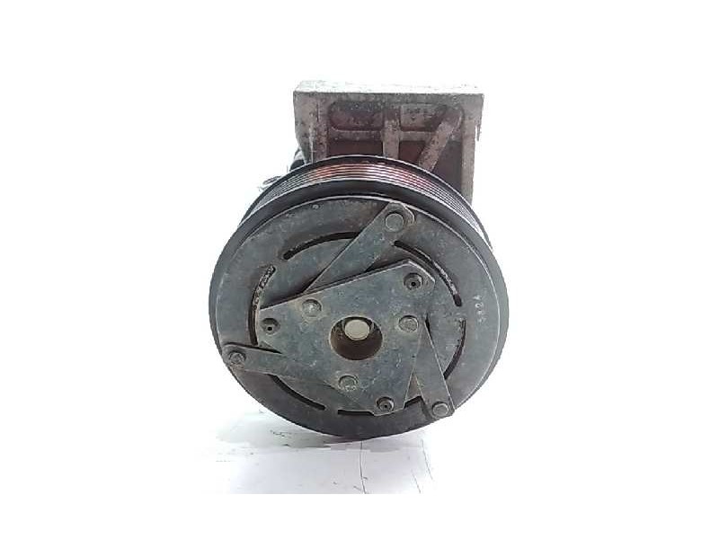 Recambio de compresor aire acondicionado para dacia sandero laureate referencia OEM IAM 5122313253  