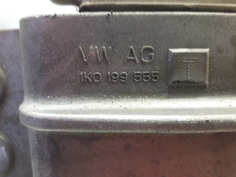 Recambio de soporte motor izquierdo superior para seat altea xl (5p5) 2.0 tdi referencia OEM IAM 1K0199555  