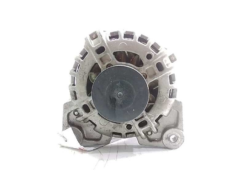 Recambio de alternador para dacia sandero laureate referencia OEM IAM 231008593R  