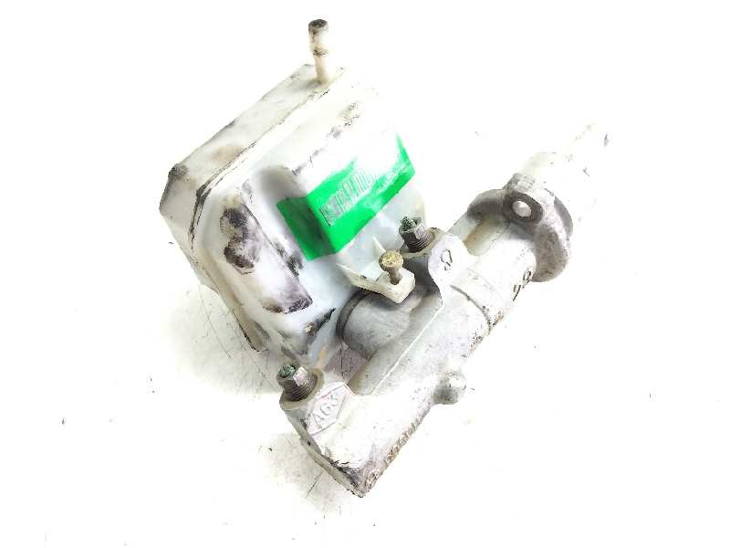 Recambio de bomba freno para renault master bus referencia OEM IAM 25175879  