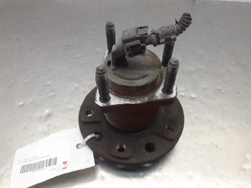 Recambio de buje trasero derecho para opel astra h berlina cosmo referencia OEM IAM   