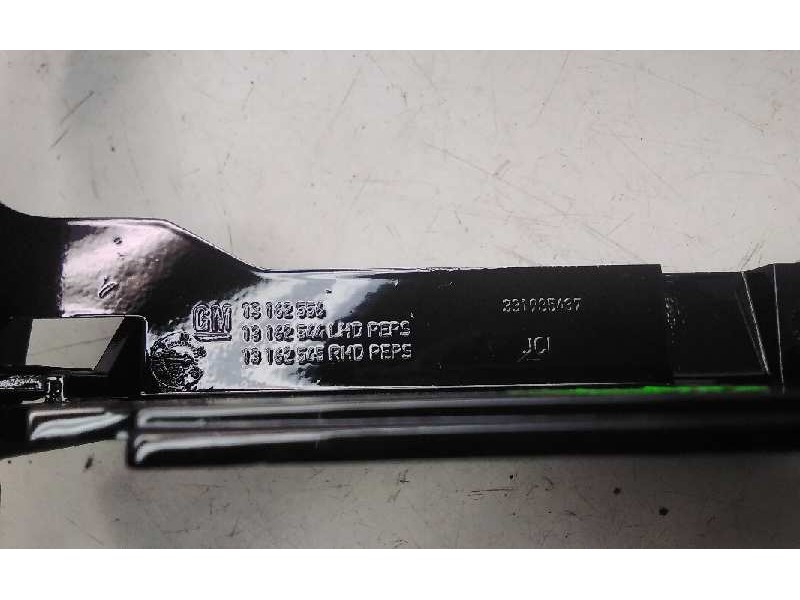 Recambio de aireador central para opel zafira b 1.7 16v cdti referencia OEM IAM 331985437  