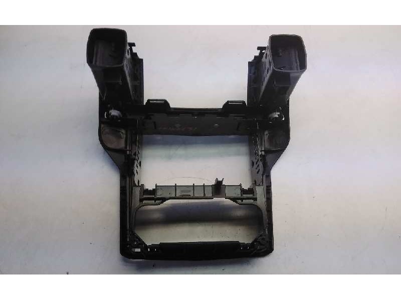 Recambio de aireador central para opel zafira b 1.7 16v cdti referencia OEM IAM 331985437  