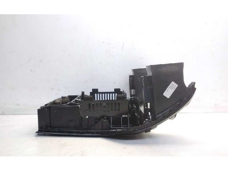 Recambio de aireador central para opel zafira b 1.7 16v cdti referencia OEM IAM 331985437  