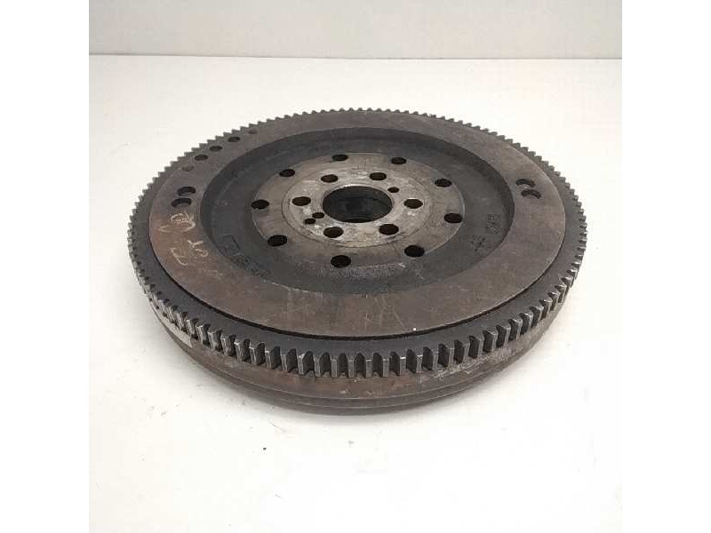 Recambio de volante motor para alfa romeo 147 (190) referencia OEM IAM   