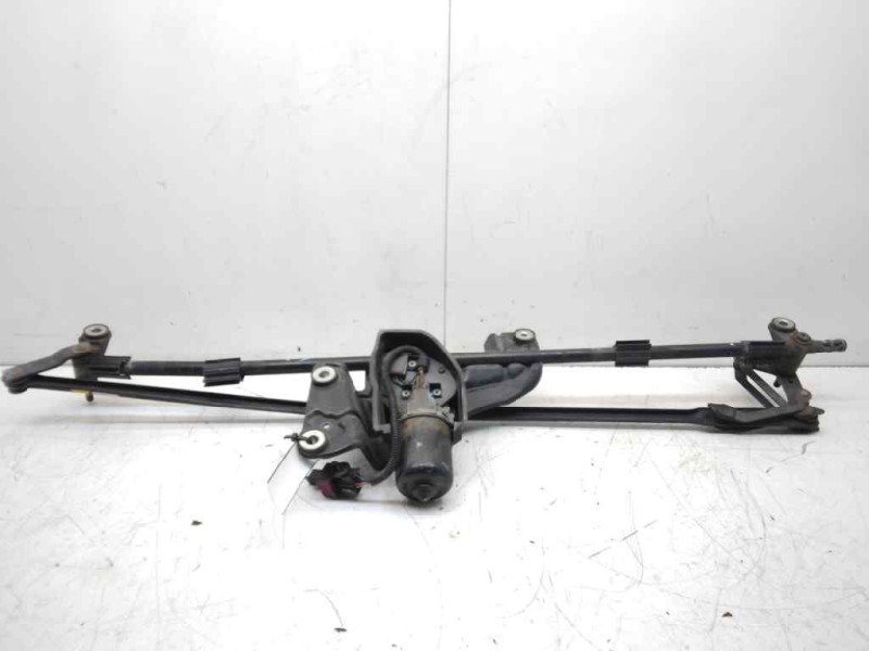 Recambio de motor limpia delantero para renault premium route 2006 fas 4x2 larga distancia referencia OEM IAM   